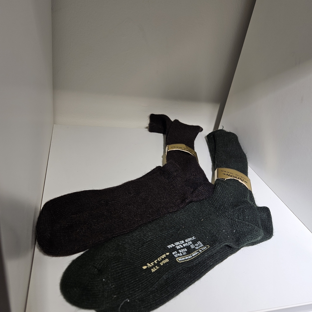 Vintage Arrow Dress Socks